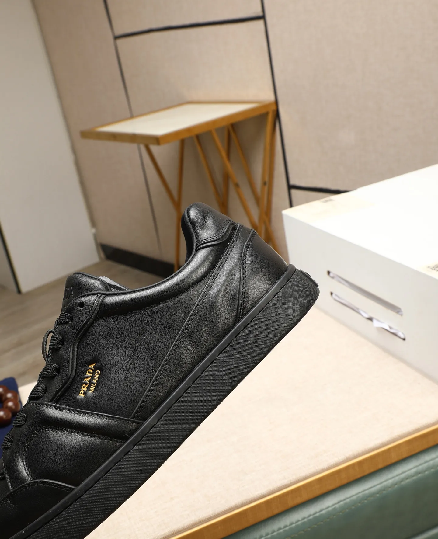 Men's shoes 💰580 🌹🌹[PRADA—Prada] 2025 latest model 🙈original replica! 👟👟👟Available here. The workmanship is top-notch. The upper is made from Italy. 🇮🇹Imported first-layer cowhide. ❗️Breathable genuine leather lining @Suitable for travel. The original version has an enlarged engraved sole, making it suitable for all kinds of travels, showing low-key luxury. Let quality speak for itself. Color: Size: 38-45